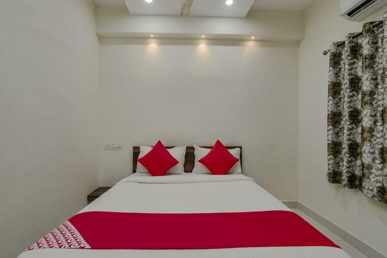 Oyo 38622 Neema Residency Anantapur Exterior photo